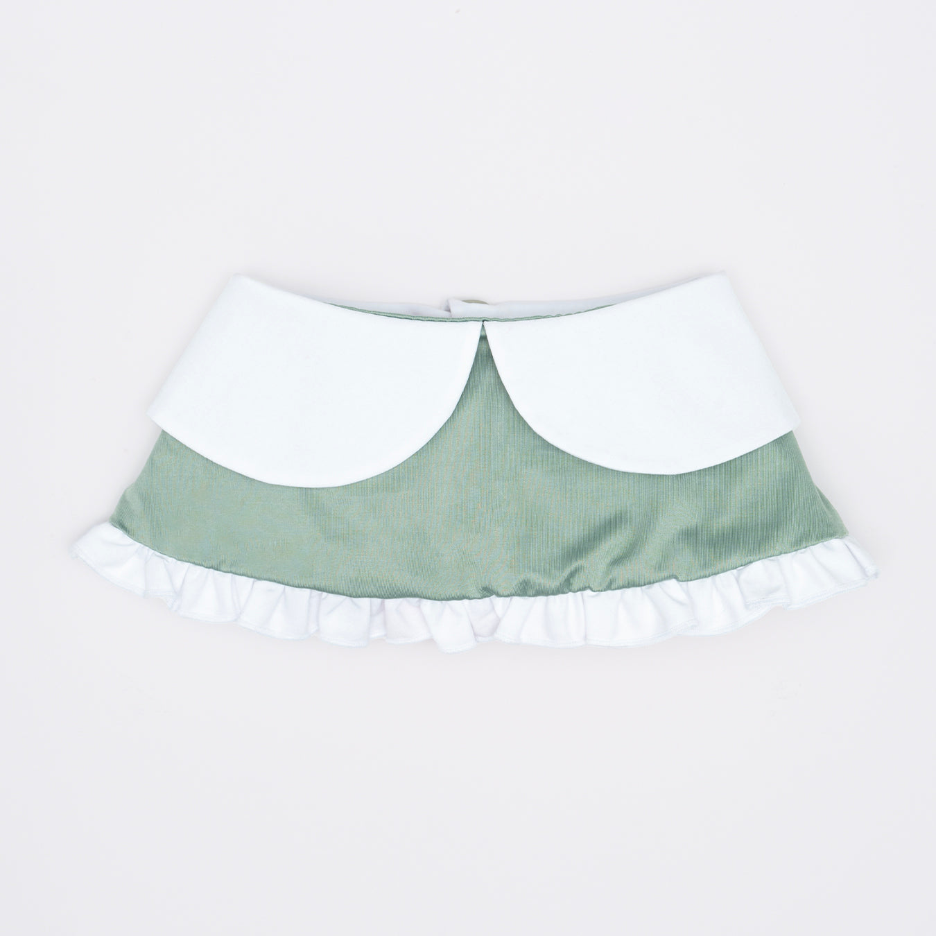Moss green bandana made with a cool-to-touch silky fabric.